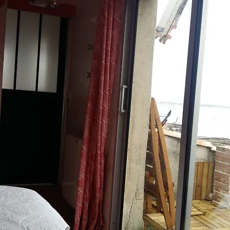 Oda ve Kahvaltı La D'isa Sète